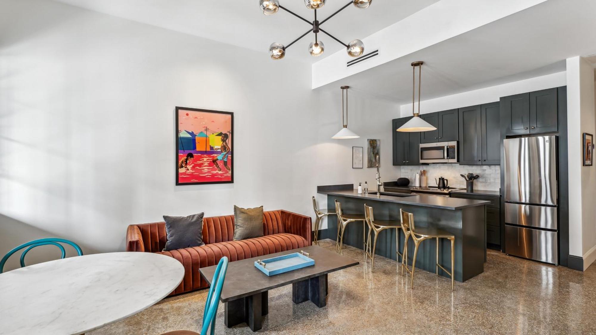 The Mary Beth Hotel & Gallery نيو أورلينز الغرفة الصورة